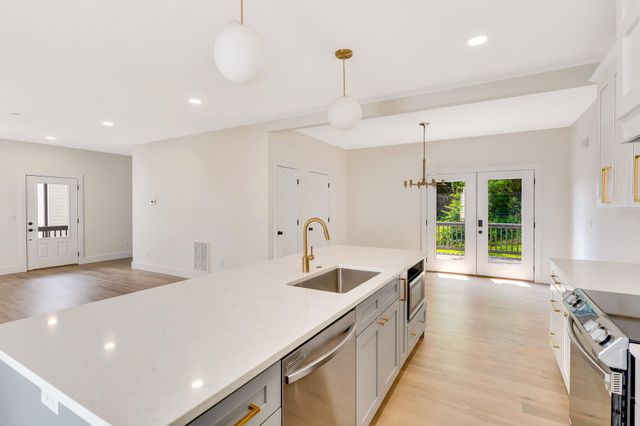 527 O Neal Street A, Chattanooga, TN 37403