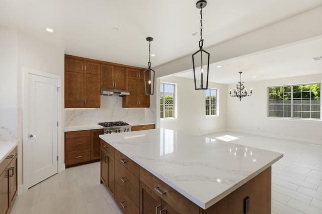 1001 Amore Street, Hollister, CA 95023