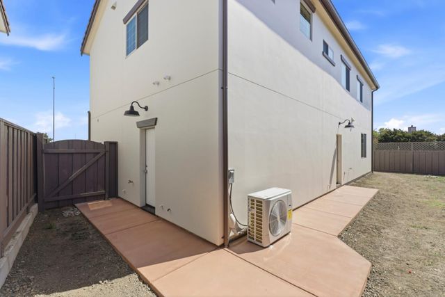 1001 Amore Street, Hollister, CA 95023