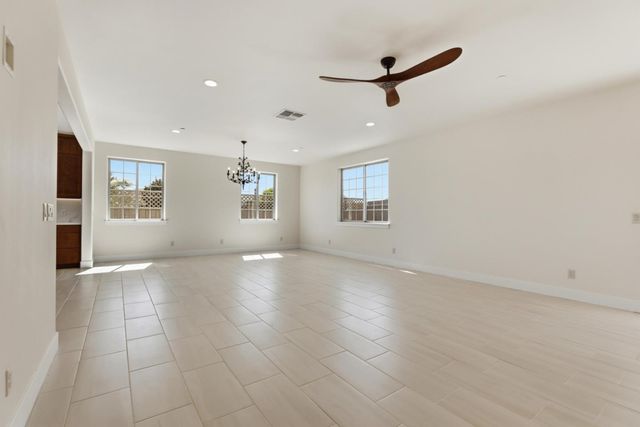 1001 Amore Street, Hollister, CA 95023