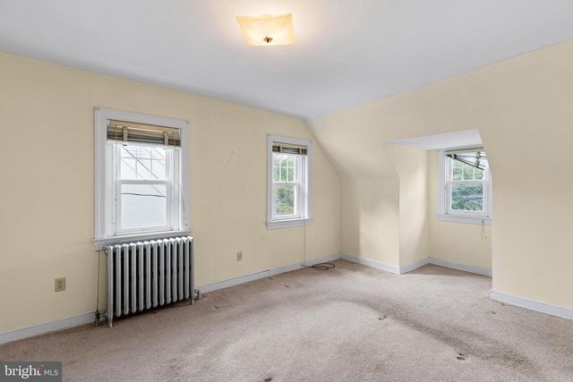 10 W HOLLY OAK RD, Wilmington, DE 19809