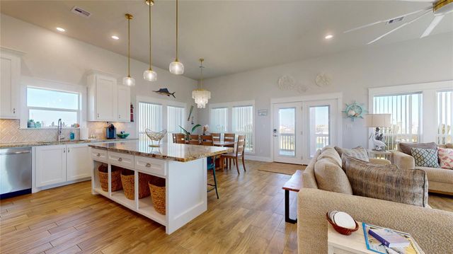 957 Alberdie Drive, Crystal Beach, TX 77650