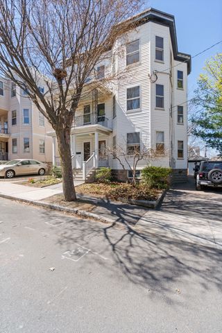 9 Hardan 3, Somerville, MA 02144