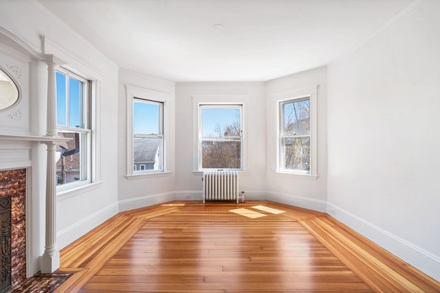 9 Hardan 3, Somerville, MA 02144