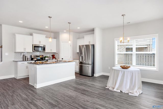 134 Heritage Lakes Boulevard, New Market, AL 35761