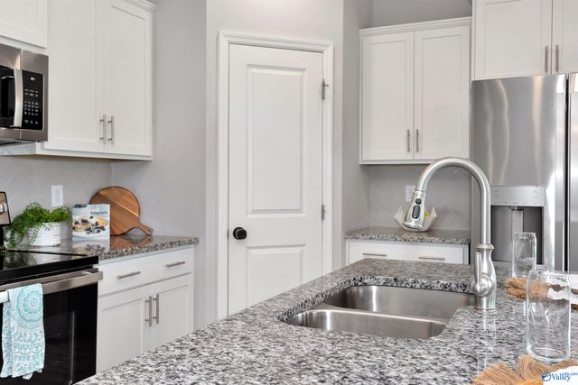 134 Heritage Lakes Boulevard, New Market, AL 35761