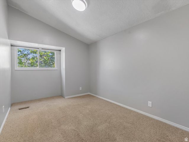 1105 N 1100 W, Farmington, UT 84025