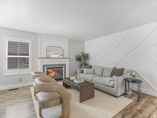 1105 N 1100 W, Farmington, UT 84025