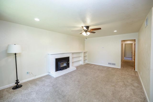 1618 Silkwood Dr, Modesto, CA 95350