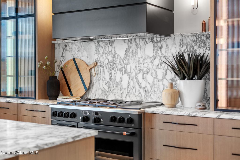 220 S Millview Lane, Coeur d'Alene, ID 83814 photo 17