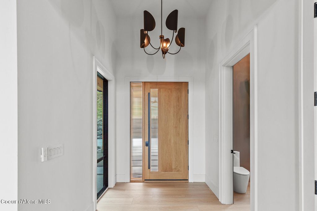 220 S Millview Lane, Coeur d'Alene, ID 83814 photo 20
