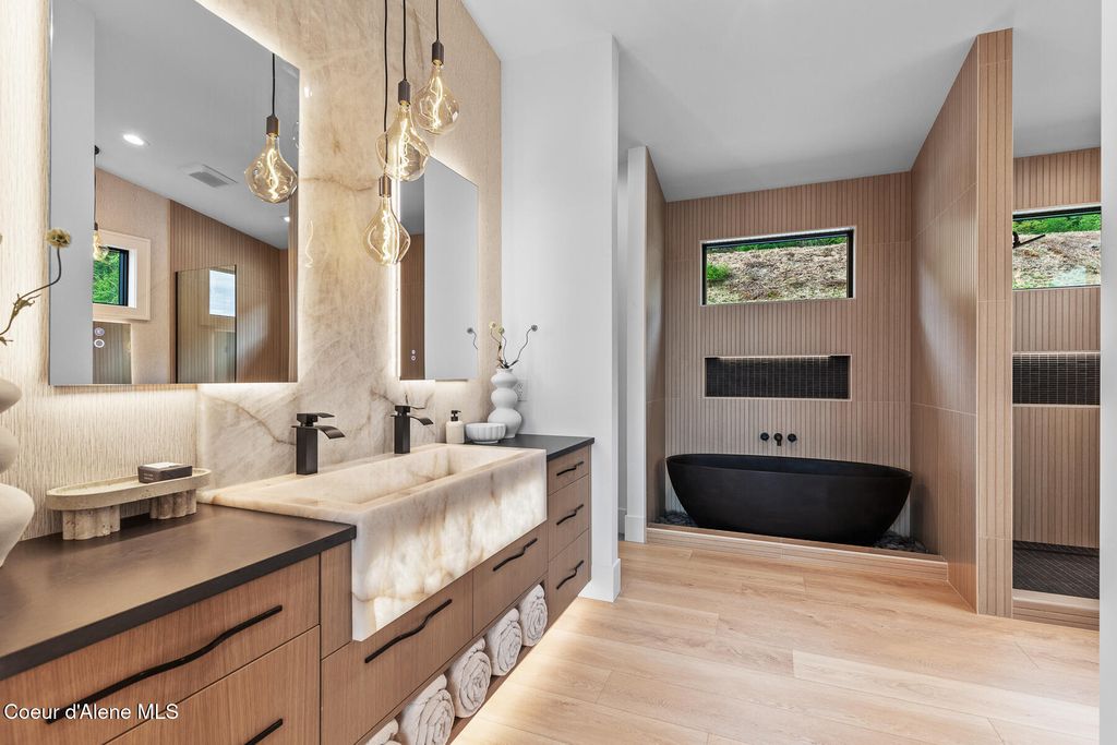 220 S Millview Lane, Coeur d'Alene, ID 83814 photo 25