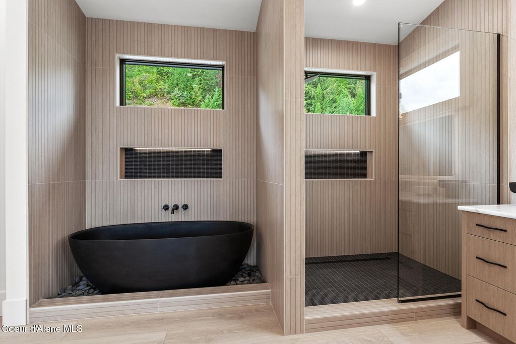 220 S Millview Lane, Coeur d'Alene, ID 83814 photo 28