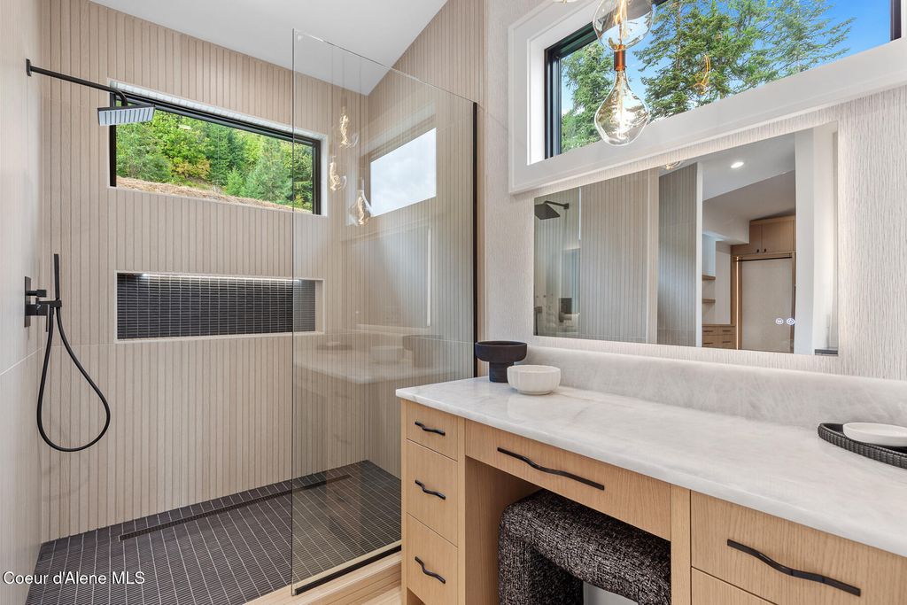 220 S Millview Lane, Coeur d'Alene, ID 83814 photo 29