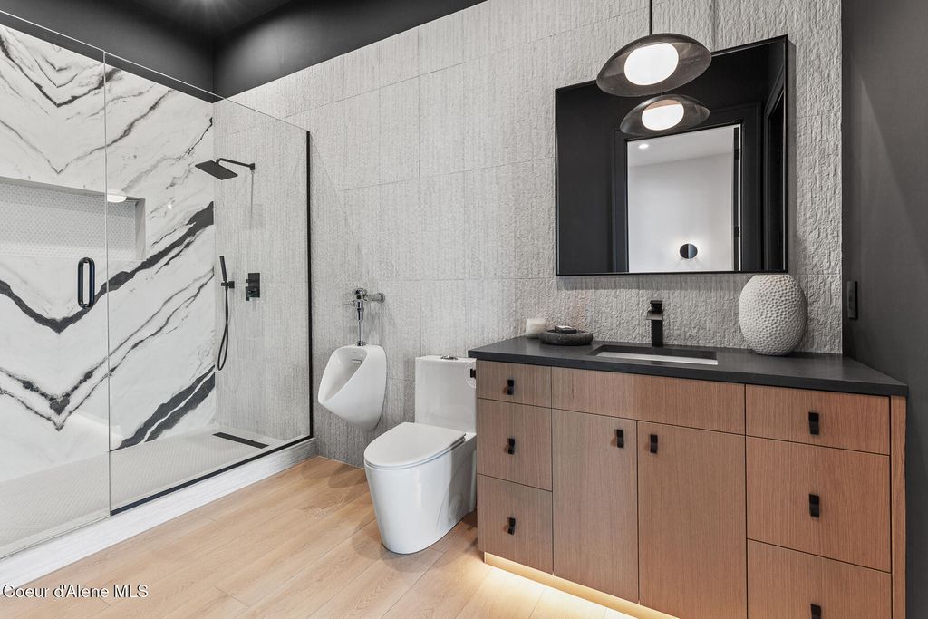 220 S Millview Lane, Coeur d'Alene, ID 83814 photo 51