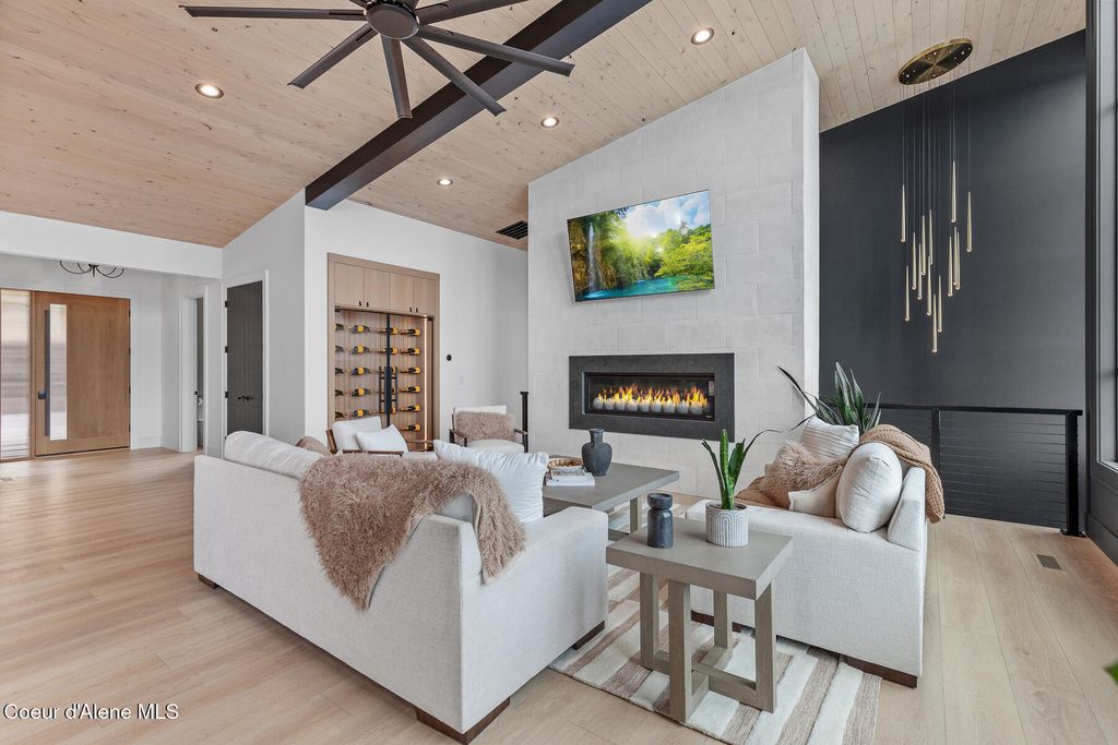 220 S Millview Lane, Coeur d'Alene, ID 83814 photo 9