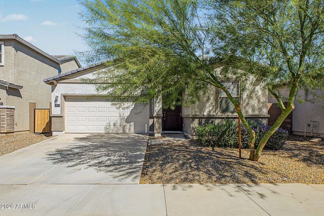 5724 W ENCINAS Lane, Phoenix, AZ 85043