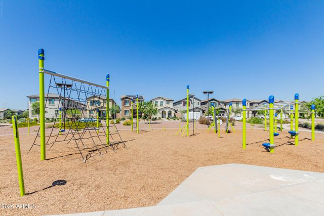 5724 W ENCINAS Lane, Phoenix, AZ 85043