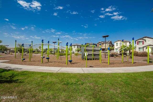 5724 W ENCINAS Lane, Phoenix, AZ 85043