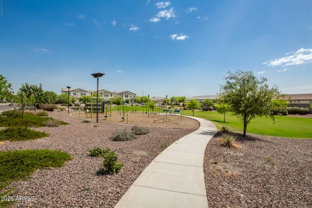5724 W ENCINAS Lane, Phoenix, AZ 85043