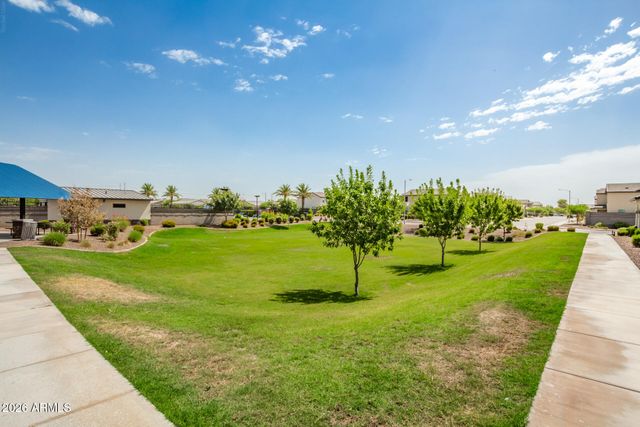 5724 W ENCINAS Lane, Phoenix, AZ 85043