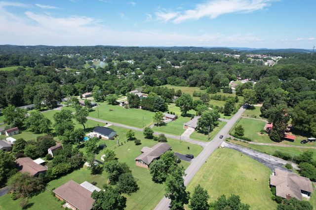 2260 Young Road SE, Cleveland, TN 37323