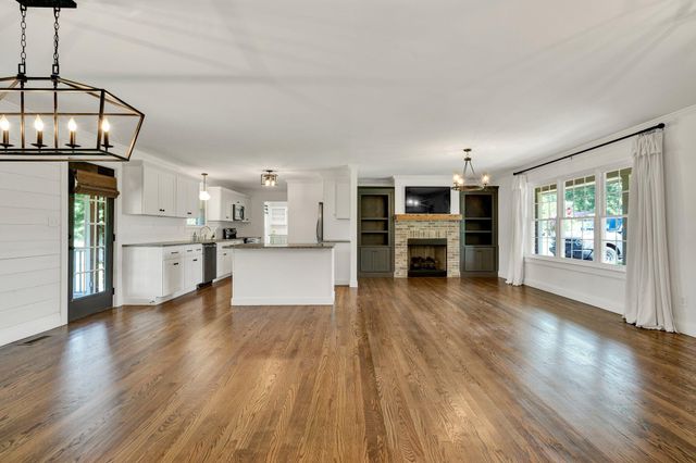 2260 Young Road SE, Cleveland, TN 37323
