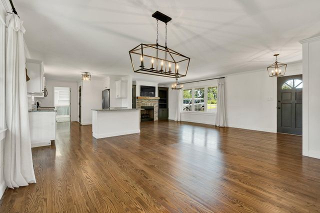 2260 Young Road SE, Cleveland, TN 37323
