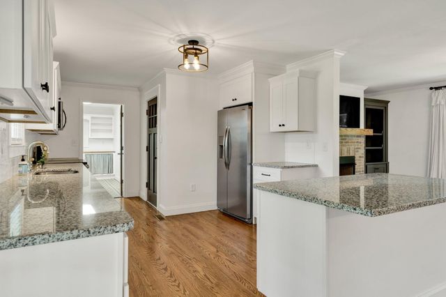 2260 Young Road SE, Cleveland, TN 37323