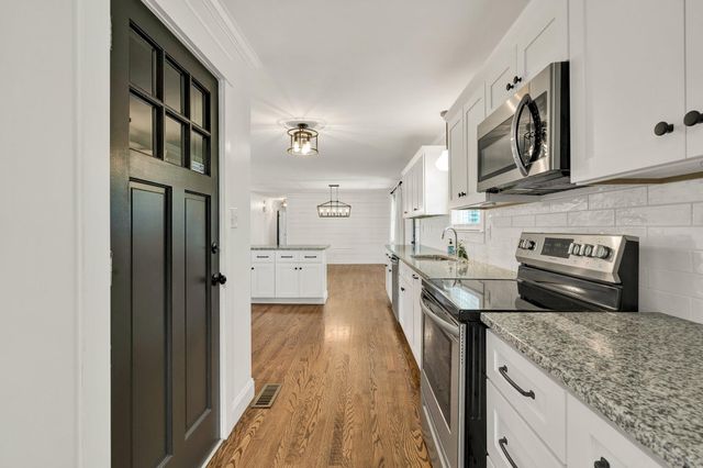 2260 Young Road SE, Cleveland, TN 37323