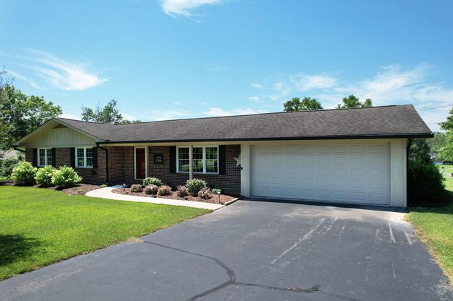 2260 Young Road SE, Cleveland, TN 37323