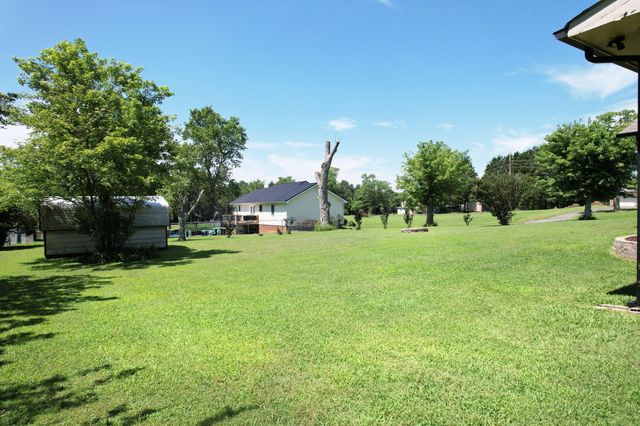 2260 Young Road SE, Cleveland, TN 37323