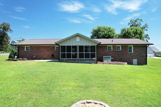 2260 Young Road SE, Cleveland, TN 37323