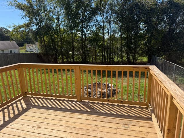 1202 Carol Dr, Oak Grove, KY 42262