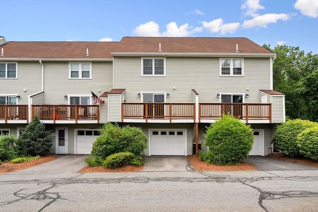144 Patrick Rd 144, Tewksbury, MA 01876