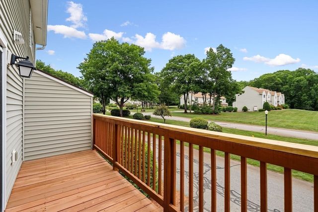 144 Patrick Rd 144, Tewksbury, MA 01876