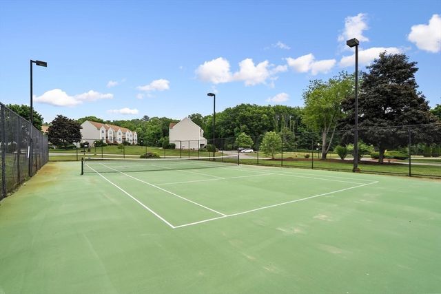 144 Patrick Rd 144, Tewksbury, MA 01876