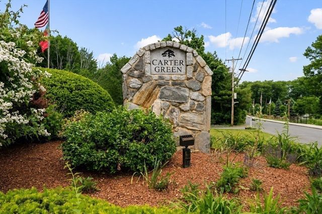 144 Patrick Rd 144, Tewksbury, MA 01876