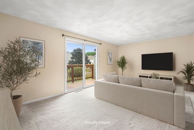 144 Patrick Rd 144, Tewksbury, MA 01876