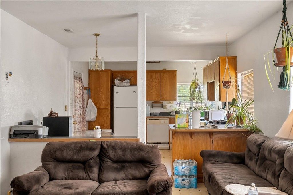 Image 9 of property listing at 1204 School Street, Richvale, CA 95974