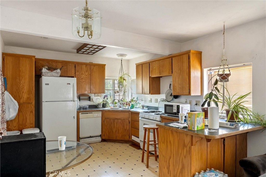 Image 10 of property listing at 1204 School Street, Richvale, CA 95974