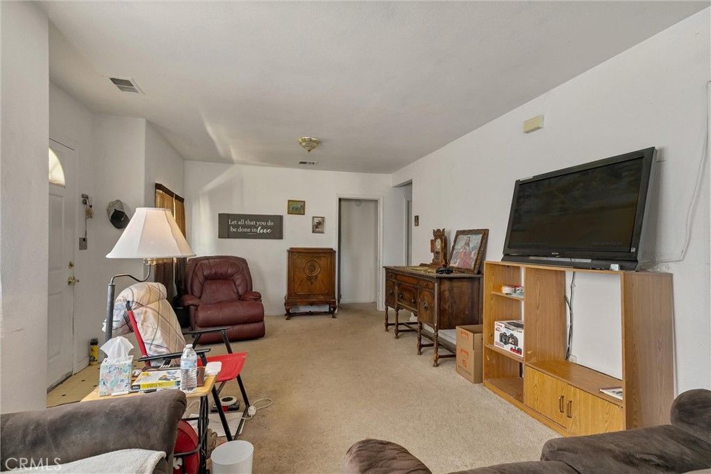 Image 5 of property listing at 1204 School Street, Richvale, CA 95974