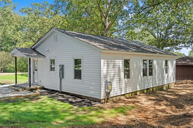 229 Morningside Heights Drive, Seneca, SC 29678