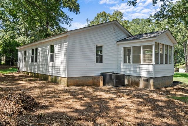 229 Morningside Heights Drive, Seneca, SC 29678