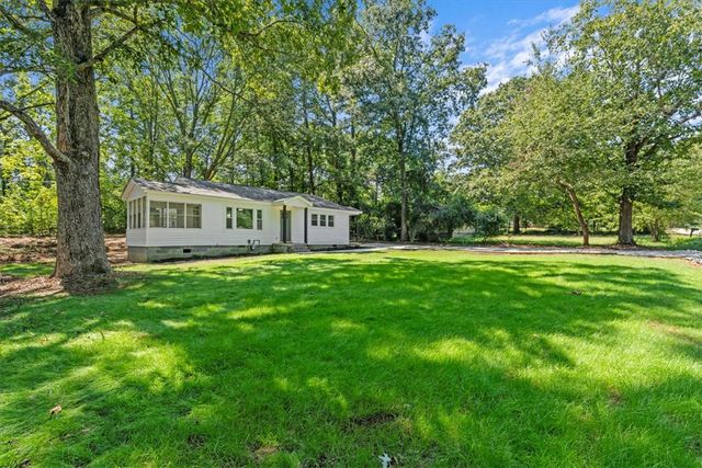 229 Morningside Heights Drive, Seneca, SC 29678