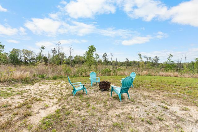 1881 E AR 56 Hwy, Violet Hill, AR 72584