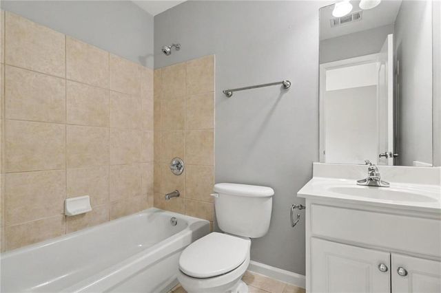 1762 Country Wood Drive, Hoschton, GA 30548