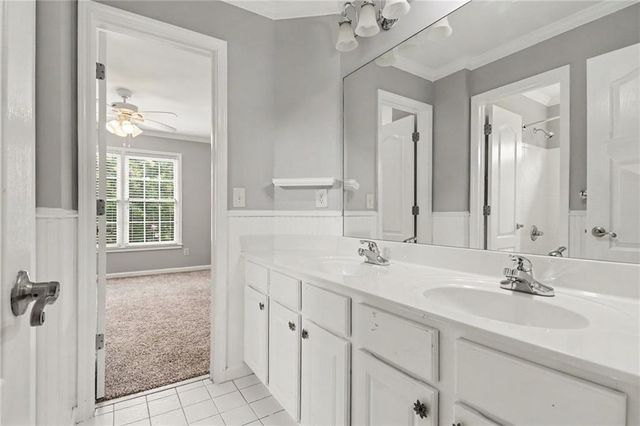 1762 Country Wood Drive, Hoschton, GA 30548