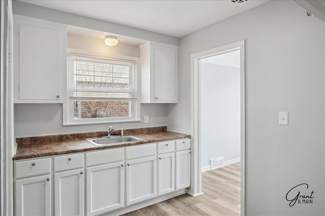 19931 Braile Street, Detroit, MI 48219