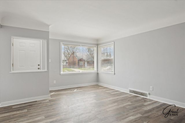 19931 Braile Street, Detroit, MI 48219